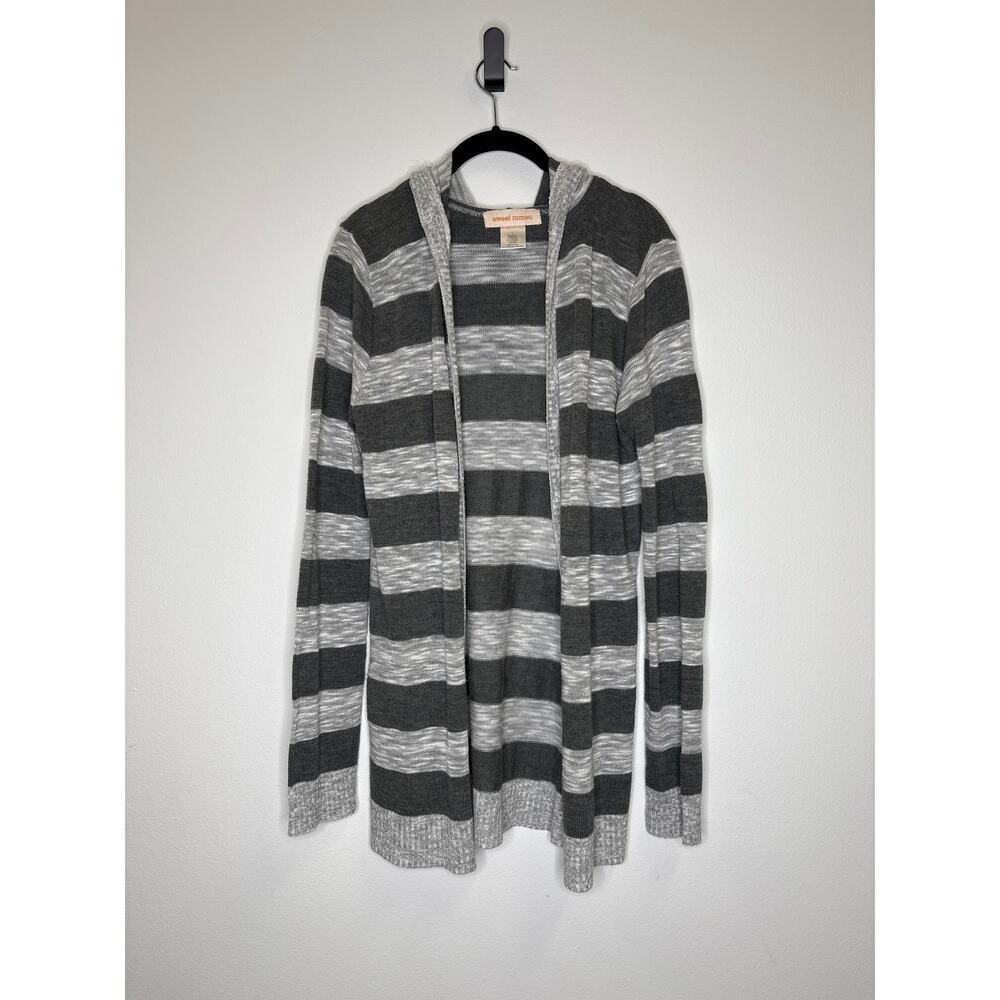 Sweet Romeo, gray striped cardigan with hood
